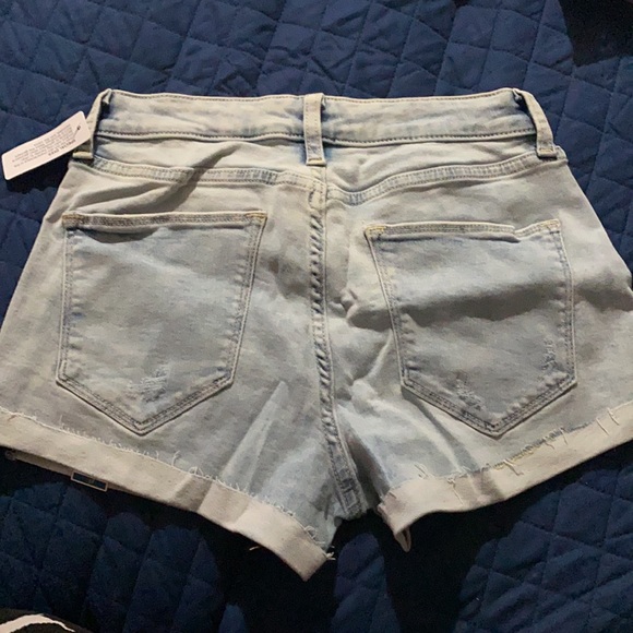 🆕 Arizona Mid-Rise shorts - Picture 3 of 3